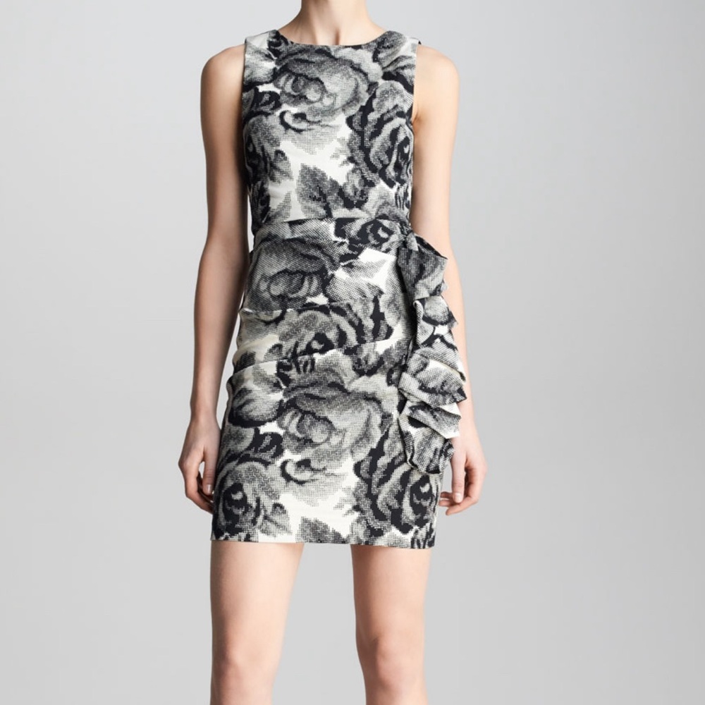 EUC | ALICE + OLIVIA Lorena black and cream digital floral dress - Like New